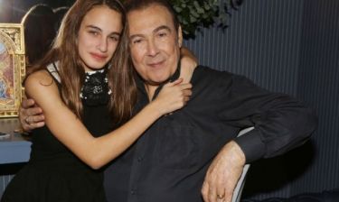 Τόλης Βοσκόπουλος: Αναρρώνει στην Κέρκυρα με την κόρη του