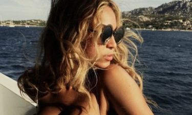 Η sexy φωτογραφία της Beyoncé και τα ερωτηματικά που προκάλεσε