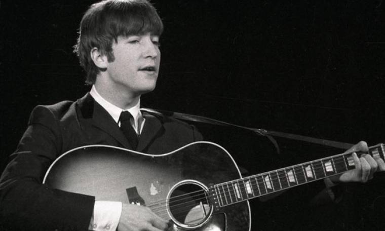 Η "χαμένη" κιθάρα του Λένον πουλήθηκε αντί 2,4 εκατ. δολαρίων