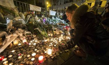 Επίθεση Παρίσι: Το προφίλ του καμικάζι που σκόρπισε το θάνατο στο Μπατακλάν (photos)