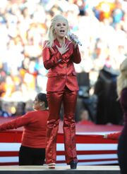 Lady Gaga: Δάκρυσε την ώρα που τραγούδησε τον εθνικό ύμνο στο «Super Bowl» 