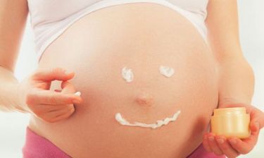 Ραγάδες στην εγκυμοσύνη: Μάθε πώς θα φτιάξεις το πιο απολαυστικό και αποτελεσματικό body butter
