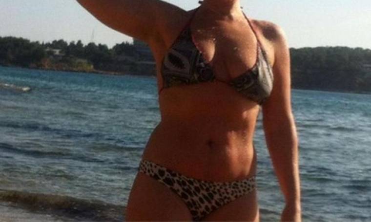 Ελληνίδα ηθοποιός έκανε μπάνιο στη θάλασσα και πόσταρε αρετουσάριστη φωτογραφία στο Instagram