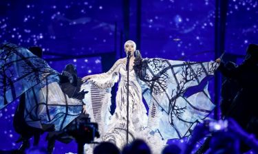 Eurovision 2016: Το... βαρύ πυροβολικό της Κροατίας και το ακόμα πιο «βαρύ» κοστούμι της Nina