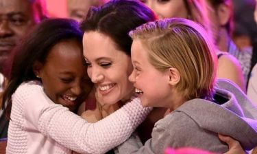 Η συγκινητική κίνηση της Angelina Jolie που «σκλάβωσε» όλο τον κόσμο