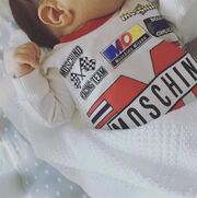 Δημοσίευσε φωτογραφία στο Instagram του νεογέννητου γιου της 