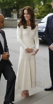 Η νέα εμφάνιση της Kate Middleton-Πιο αδύνατη από ποτέ!