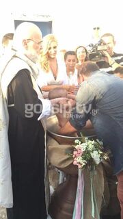 Στέφανος Κωνσταντινίδης: Αυτή την ώρα βαπτίζεται η κόρη του Κύθνο (φωτο)