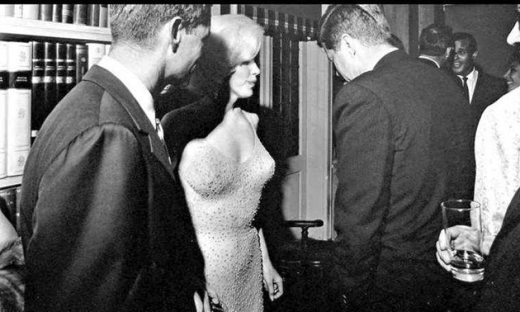Στο σφυρί το ιστορικό «γυμνό» φόρεμα της Μέριλιν Μονρόε που αποπλάνησε τον JFK