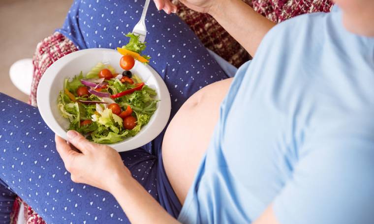 Διατροφή εγκύου: Πώς επηρεάζεται η εξωτερική εμφάνιση του παιδιού