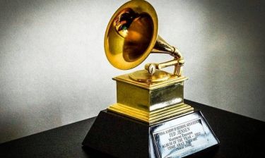 Grammys 2017: Οι απρόβλεπτοι νικητές των βραβείων