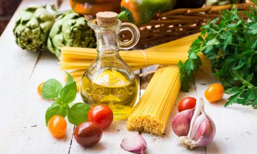 Οι «10 εντολές» της μεσογειακής διατροφής