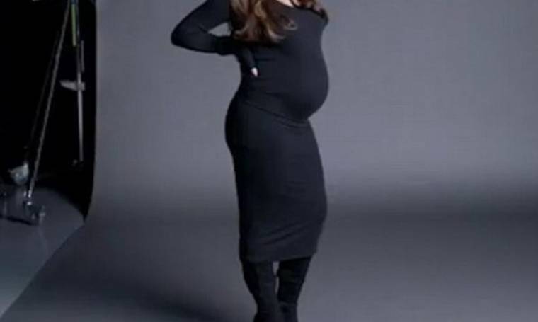 Πασίγνωστη έγκυος ηγείται καμπάνιας για την αυτοεκτίμηση των νέων