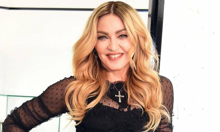 Η Madonna παίζει με το snapchat