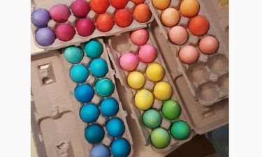 Ποια ηθοποιός έβαψε αυτά τα αυγά;