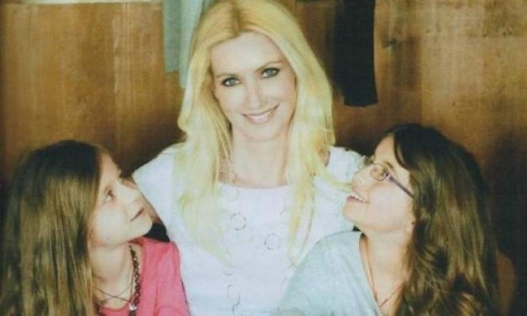 Λένα Αρώνη: «Η ζωή με τις κόρες μου είναι καταπληκτική και δύσκολη»