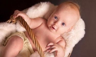 Βρέφος 7 μηνών: Η ανάπτυξη του μωρού σας