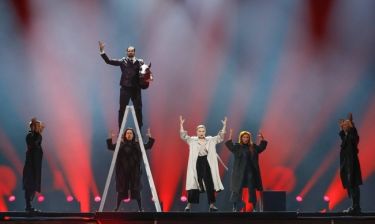 Eurovision 2017: Αζερμπαϊτζάν: Η Dihaj και το κεφάλι αλόγου