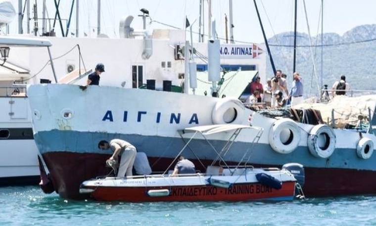 Τραγωδία στην Αίγινα: Στο αυτόφωρο δύο για το δυστύχημα - Αύριο οι κηδείες των άτυχων ψαράδων