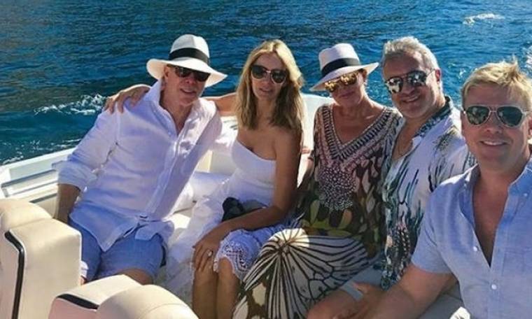 Kris Jenner: H μητέρα των Kardashian κάνει διακοπές στην Ελλάδα (φωτό)