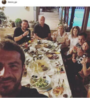 Η οικογενειακή φωτογραφία του Ντάνου στο Instagram και το μήνυμα του