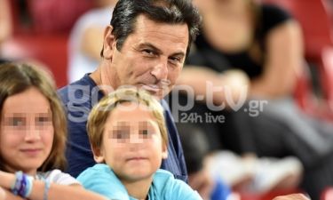 Κώστας Αποστολίδης: Στο γήπεδο με τα παιδιά του