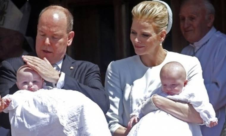 Ο Πρίγκιπας Αλβέρτος με την οικογένειά του στην Κέρκυρα