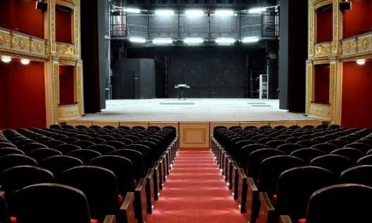 Δημοτικό Θέατρο Πειραιά: «Δημήτρης Ροντήρης» το νέο όνομα της κεντρικής σκηνής
