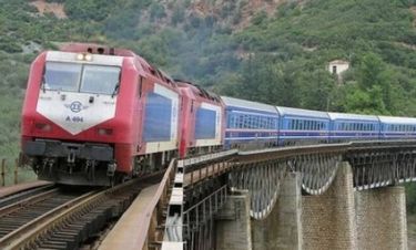 Οινόφυτα: Τραγικός θάνατος 27χρονου – Τον παρέσυρε τρένο