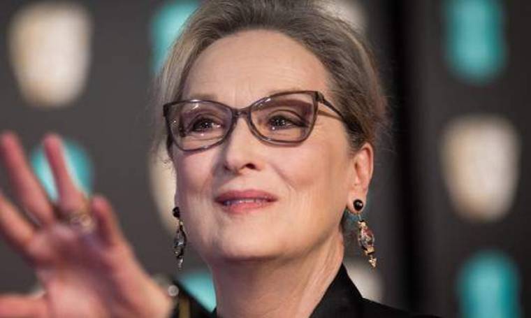 Σοκάρει η Meryl Streep: «Έπαιξα τη νεκρή για να σταματήσει να με χτυπάει»