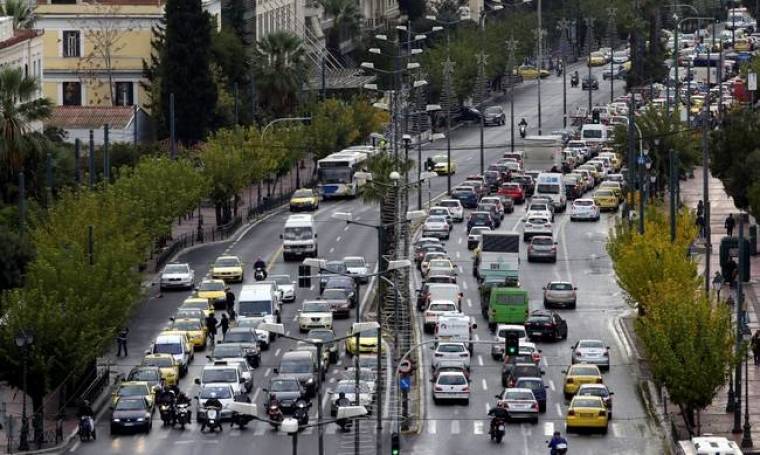 ΤΩΡΑ: Κυκλοφοριακό κομφούζιο στους δρόμους της Αθήνας