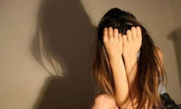 Καλαμάτα – Καταγγελία - σοκ μαθήτριας: «Με βίασε μέσα στην τουαλέτα μαγαζιού»