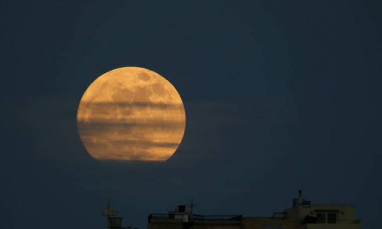 Σούπερ μπλε ματωμένο φεγγάρι μετά από 152 χρόνια: Πότε θα σημειωθεί το σπάνιο φαινόμενο (pics)