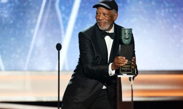 Ο εκνευρισμός του Morgan Freeman στην βράβευσή του