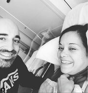 Κατερίνα Τσάβαλου: Η selfie με τον σύζυγό της στο μαιευτήριο και η νέα φωτό της κόρης τους