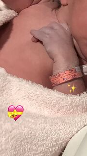  Η Ζέτα Μακρυπούλια έγινε θεία- Η πρώτη φωτο του μωρού στο Instagram της