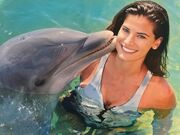 Χριστίνα Μπόμπα: Το κορίτσι και το δελφίνι