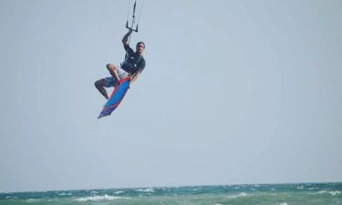 Γιάννης Δρυμωνάκος: Ένας πρώην Survivor για… surf στην Καραΐβική