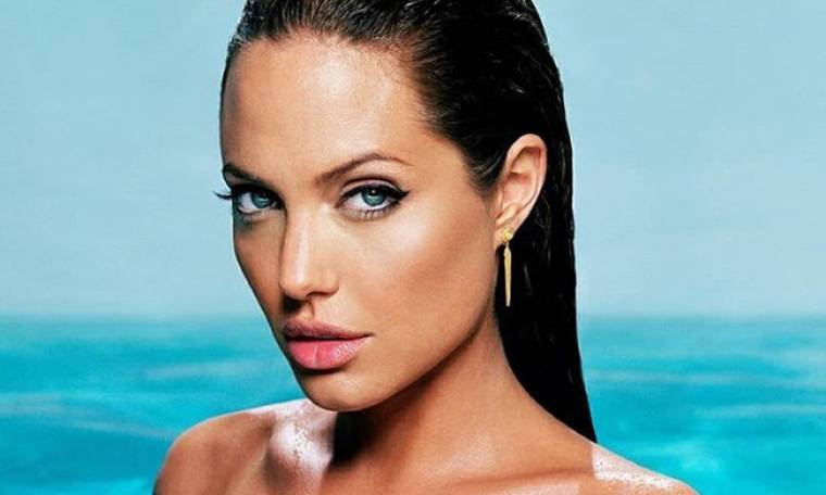 Κι όμως έτσι είναι η Angelina Jolie άβαφη