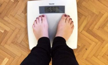 Σοκ: Ελληνίδα ηθοποιός παραλίγο να… λιποθυμήσει όταν η ζυγαριά την έδειξε 169 κιλά!