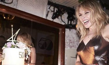 H Kylie Minogue έγινε 50 και το γιόρτασε ποστάροντας μία ολόγυμνη selfie της