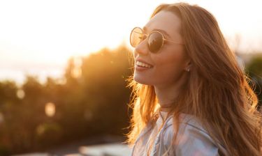 Γυαλιά ηλίου: Τα κριτήρια επιλογής για να προστατεύσετε επαρκώς τα μάτια σας