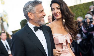 Η Amal διαψεύδει το χωρισμό από τον George Clooney με κοινή εμφάνιση και κοντό σορτς