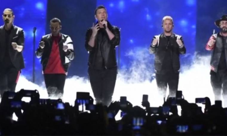 Δεκατέσσερις τραυματίες σε συναυλία των Backstreet Boys