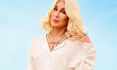 Δυόμισι κιλά make up! Η Cher & το μυστικό της νιότης της στο Mamma Mia 2