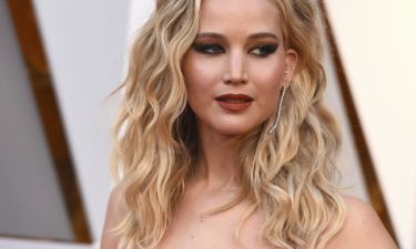 Η Jennifer Lawrence αρνείται πως έκανε σεξ με τον Harvey Weinstein: Όλο το παρασκήνιο