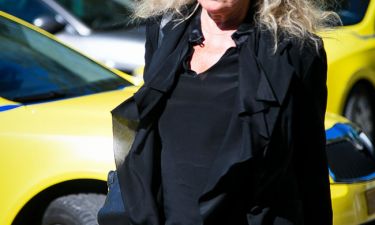 Ελληνίδα δημοσιογράφος: «Κάνω προσπάθειες για να σταθώ στα πόδια μου μετά την απώλεια του άντρα μου»