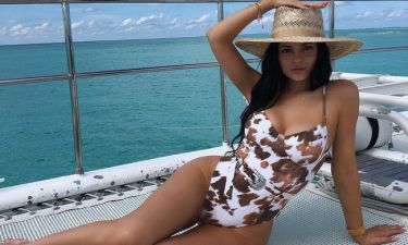 Η Kylie Jenner δείχνει τις 3 πόζες που θα σε βοηθήσουν να «ρίξεις το Instagram»