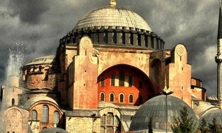 Τα μυστήρια της Αγίας Σοφίας: Οι Τούρκοι φοβούνται το Στολίδι της Ορθοδοξίας