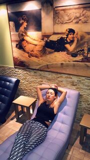Πηγή Δεβετζή: Η σέξι πόζα σε spa στη Θεσσαλονίκη «έριξε» το Instagram
